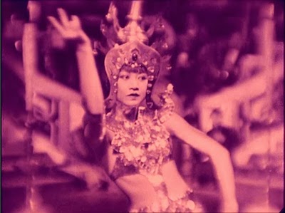 Anna May Wong - Piccadilly (1929) Cafe de Paris 2.jpeg